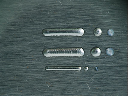 <a href='http://www.thecall.cn/product/3.htm' class='text_a'>模具激光焊機</a>修復鏡面模具效果